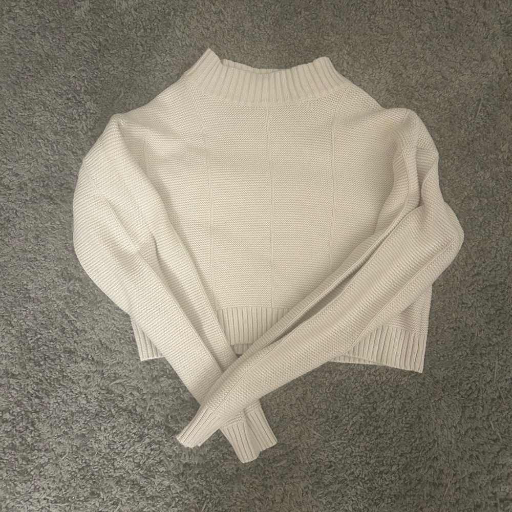 Cropped sweater